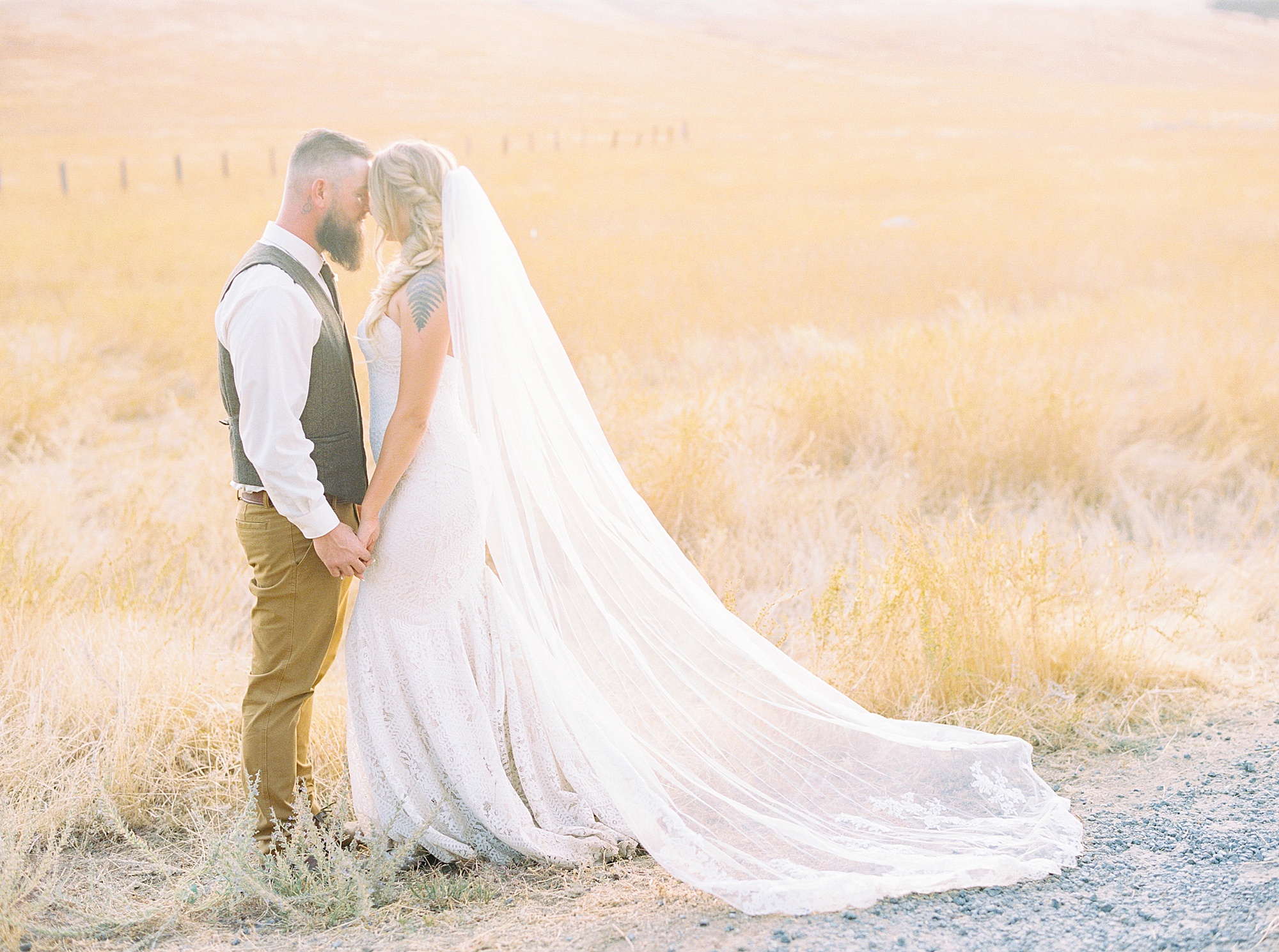 Sonora Wedding Photographer - Tiffany and Jesse - Ashley Baumgartner - Private Estate Summer Wedding_0118.jpg Sonora Wedding Photographer - Tiffany and Jesse - Ashley Baumgartner - Private Estate Summer Wedding_0118.jpg