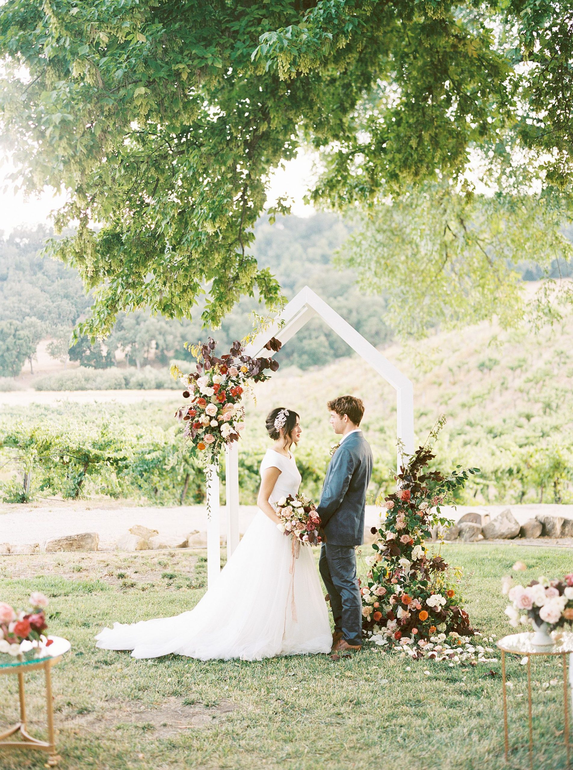 HammerSky Wedding Inspiration Featured on Hey Wedding Lady with Vanessa Noel Events - Ashley Baumgartner - SLO Wedding Photographer_0028.jpg