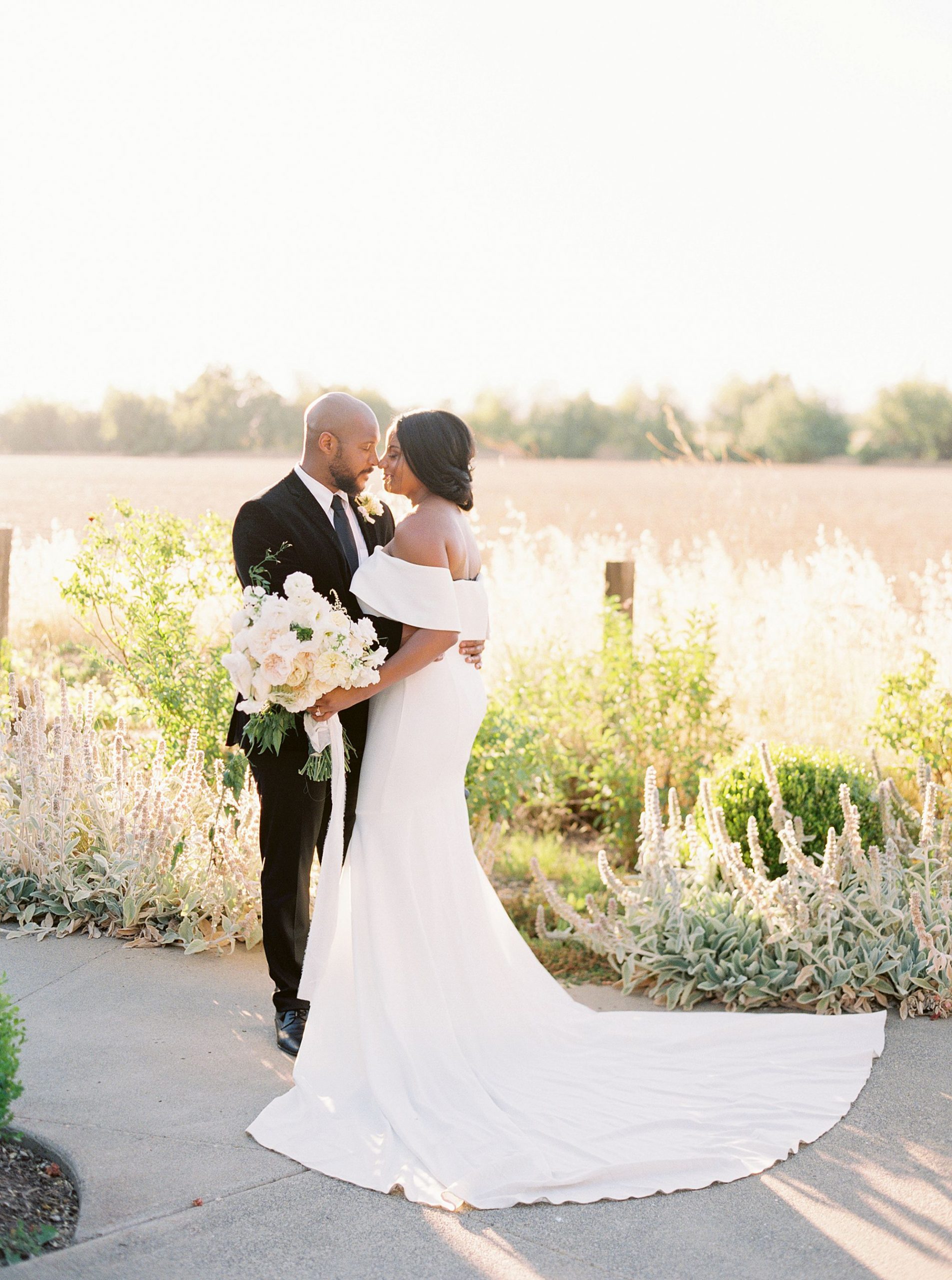 Park Winters Micro-Wedding Inspiration on Style Me Pretty - Stephanie Teague Events - Ashley Baumgartner - Park Winters Wedding - Black Tie Wedding - Micro-Wedding Sacramento Photographer_0048.jpg