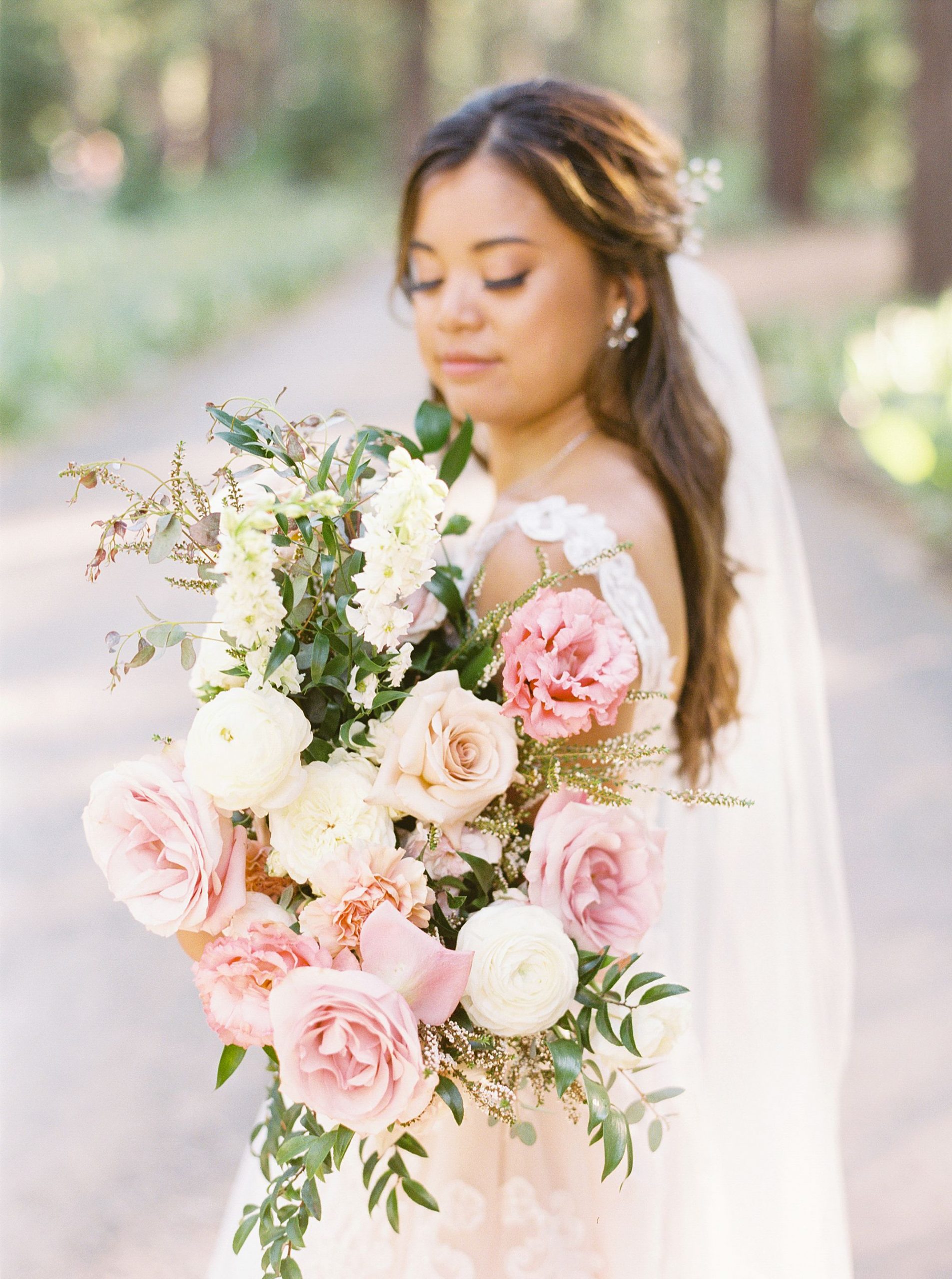 MITCHELLS MOUNTAIN MEADOWS Wedding - Ash Baumgartner - Phallina and Matt - Sierraville Wedding - Tahoe Wedding Photography_0019.jpg