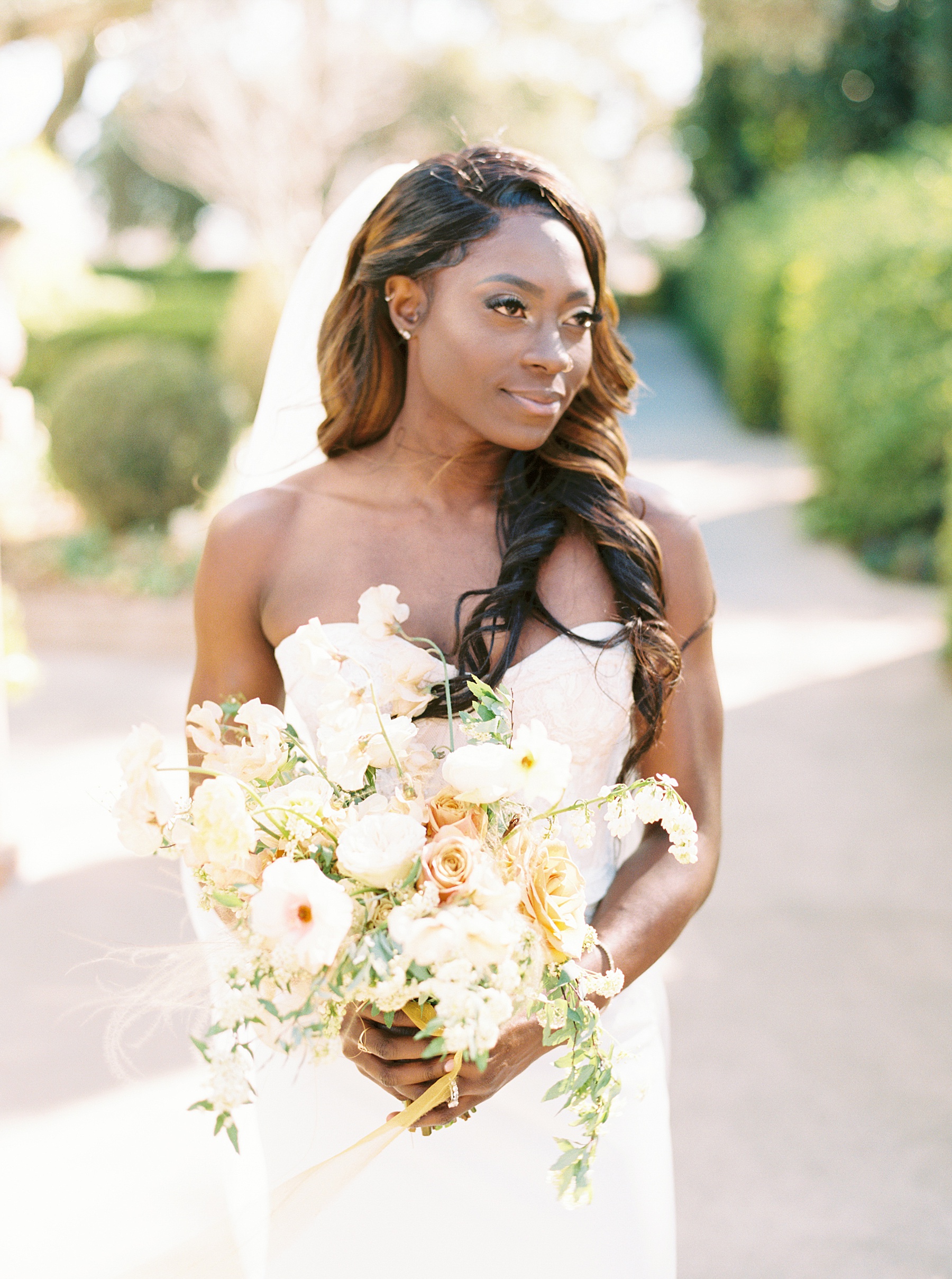 Park Winters Sacramento Wedding Inspiration with Sparkle and Dust Events  - Pantone Color of the Year Featured on Style Me Pretty_0045.jpg