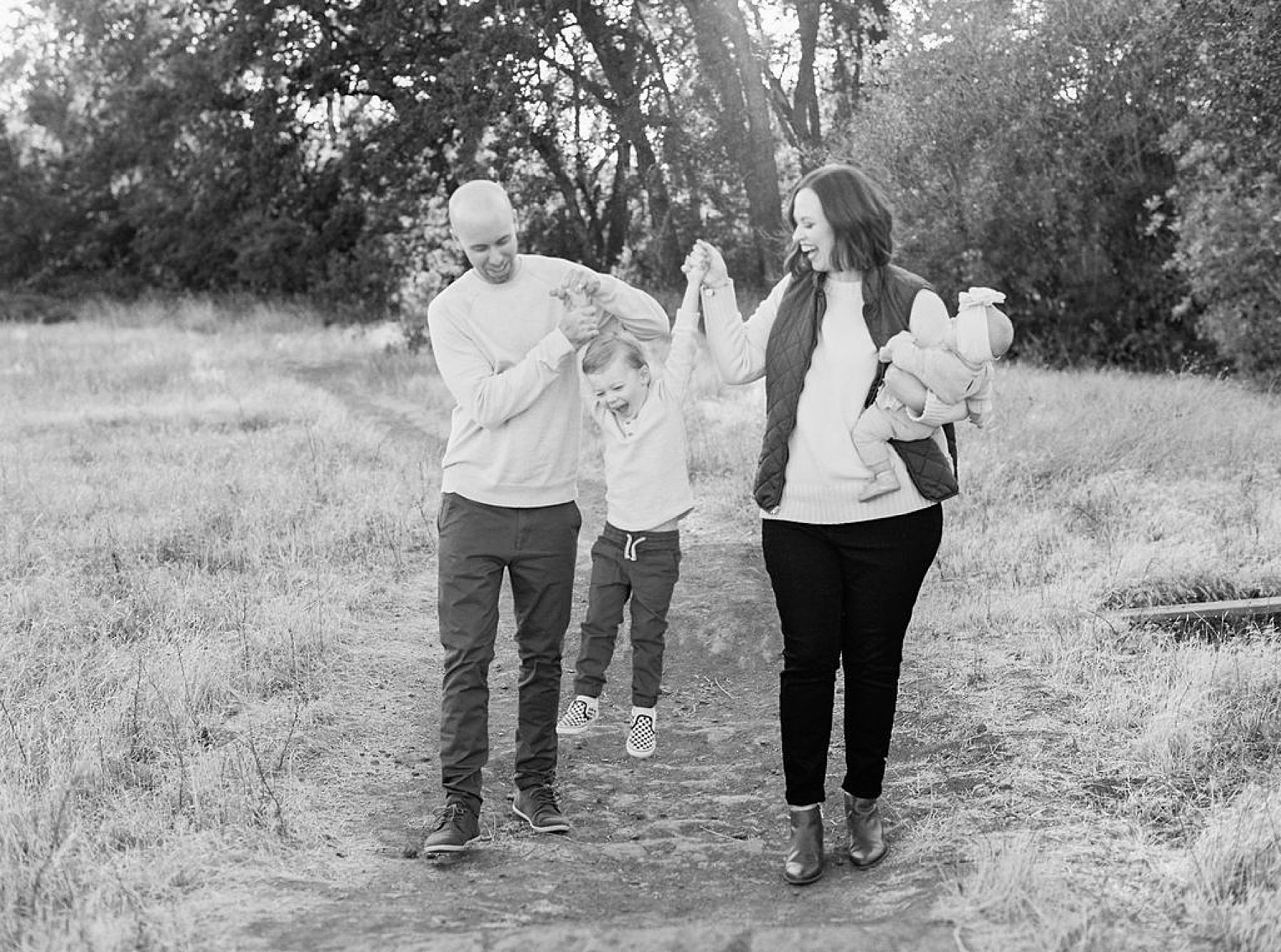 Sacramento Fall Family Session - The Brown Family - Ash Baumgartner - Sacramento Photographer_0014.jpg