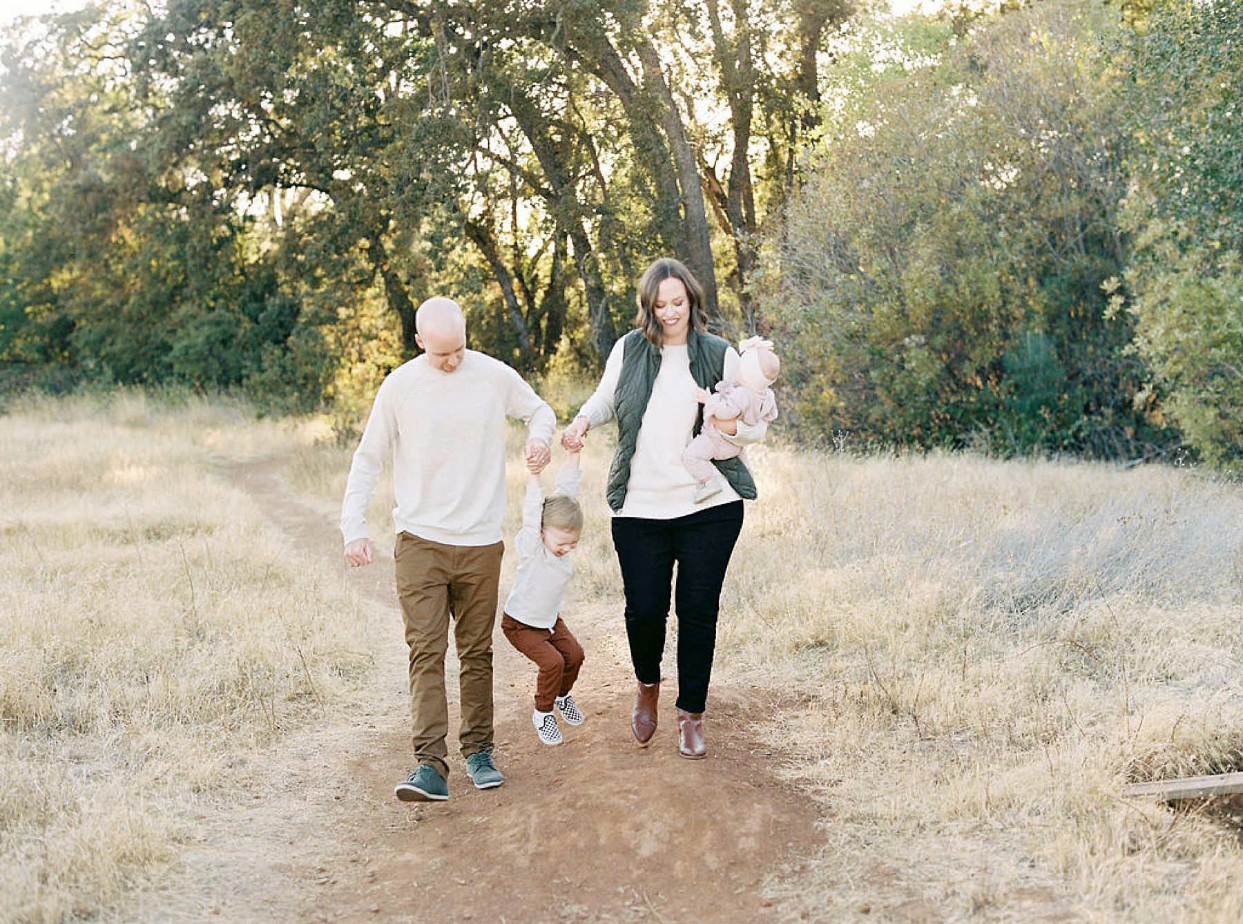 Sacramento Fall Family Session - The Brown Family - Ash Baumgartner - Sacramento Photographer_0016.jpg