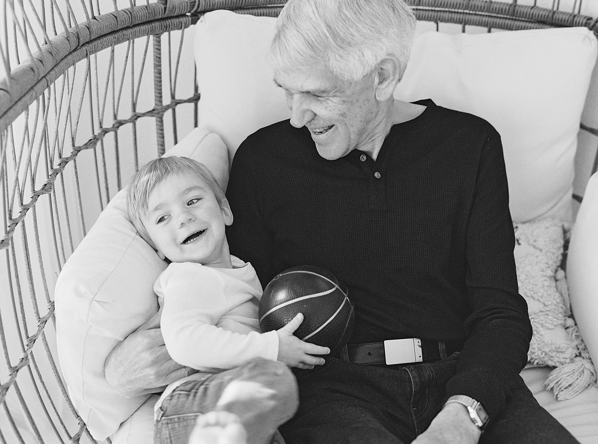 Gramma and Baba and Ellis - Ash Baumgartner - Grandparent Photos - Black and White Film - Alzheimers Legacy_0006.jpg